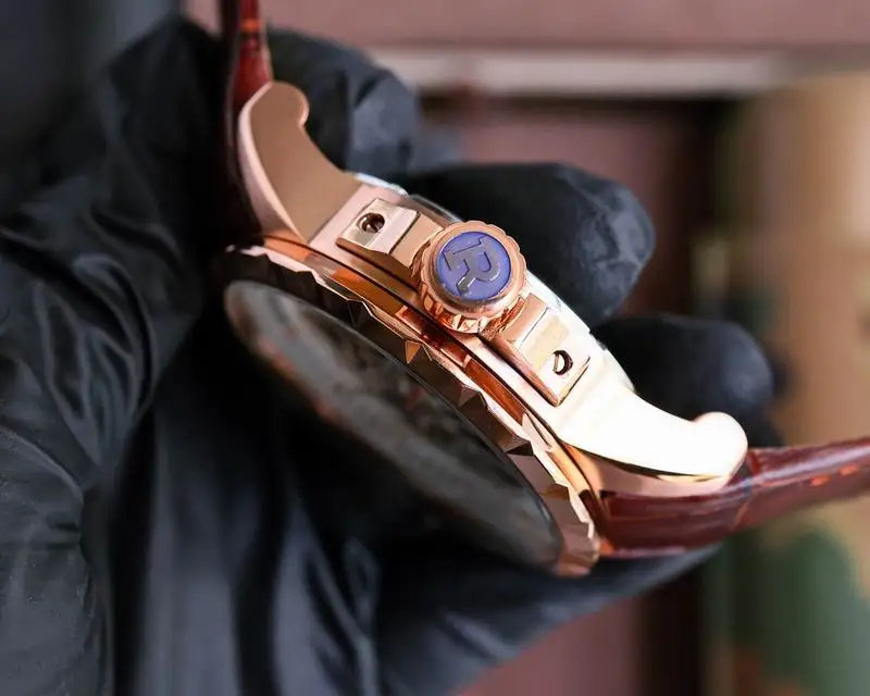 Corum 46mm 17 (8)